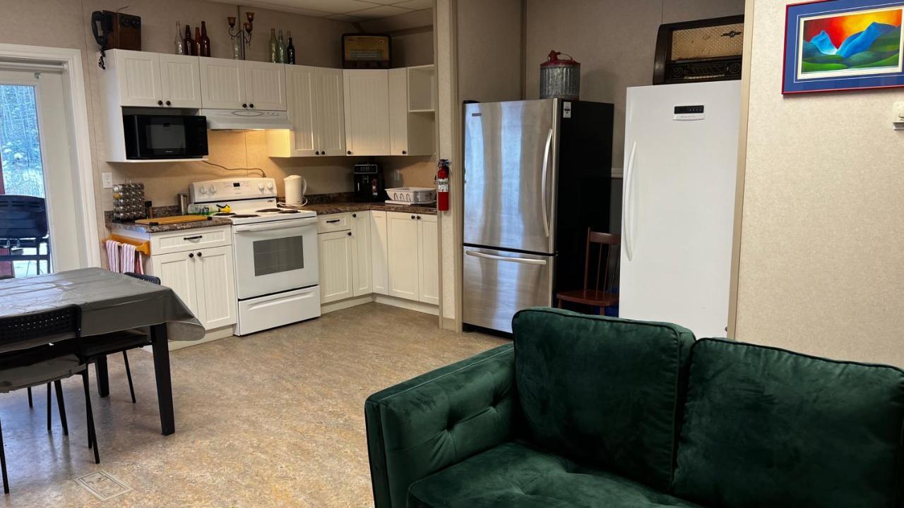 The Big Red Barn Apartment Whitehorse Bagian luar foto